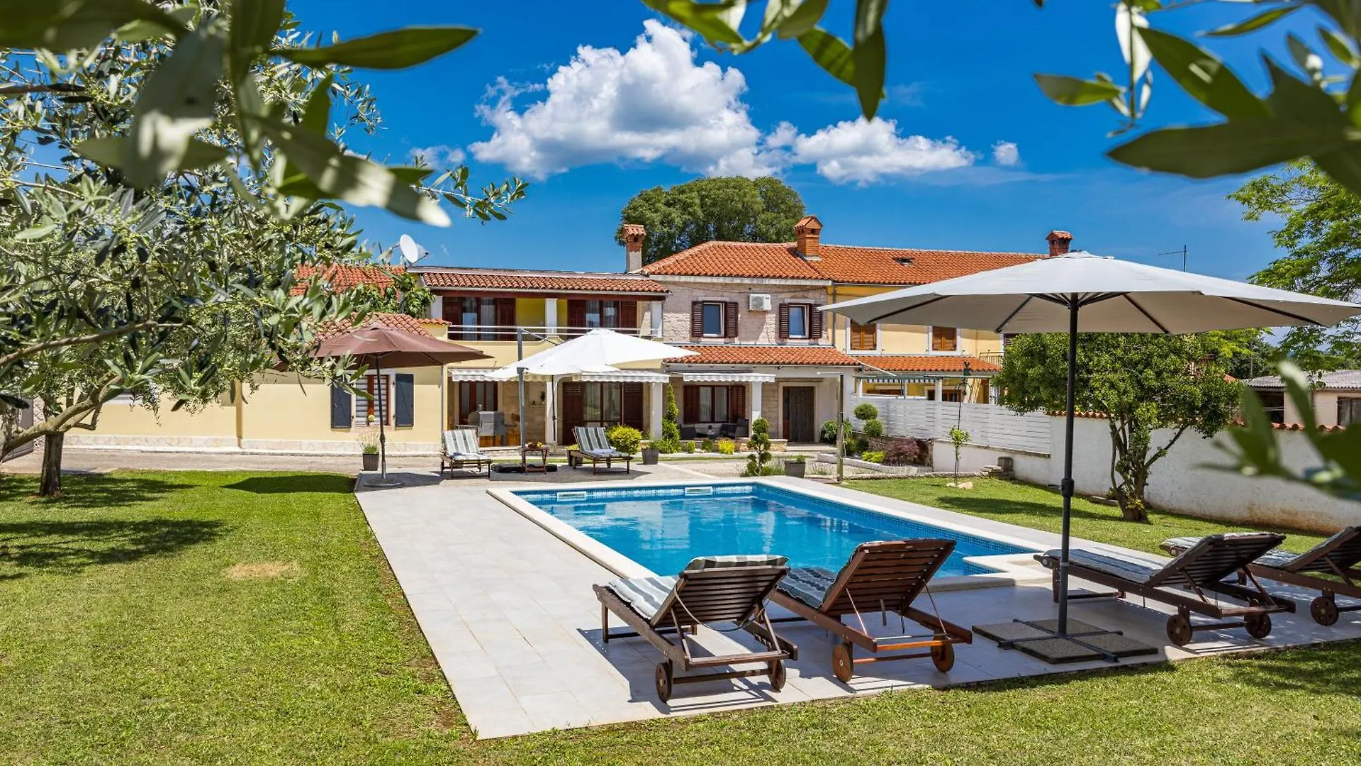 Villa Ancora - Happy Rentals Hreljići